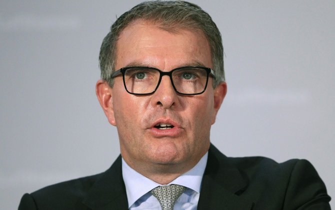 Lufthansa chief denies errors over Germanwings crash