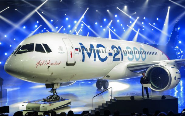 MC-21 aircraft has performed taxiing within the frame of flight tests preparation.