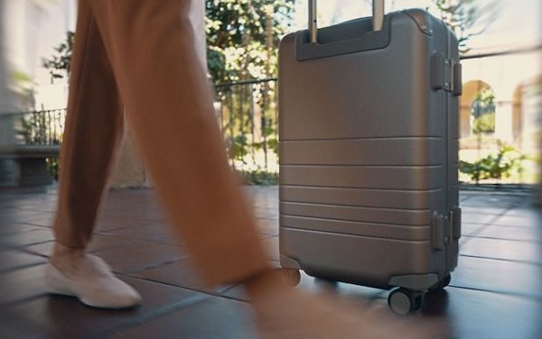 Neste supplies sustainable aviation fuel to Hotelplan Group via the Neste Impact emission reduction solution