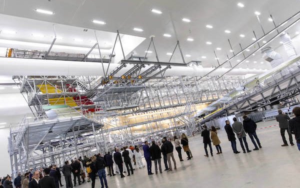 New Sabena technics painting facility dedicated to long-range aircraft