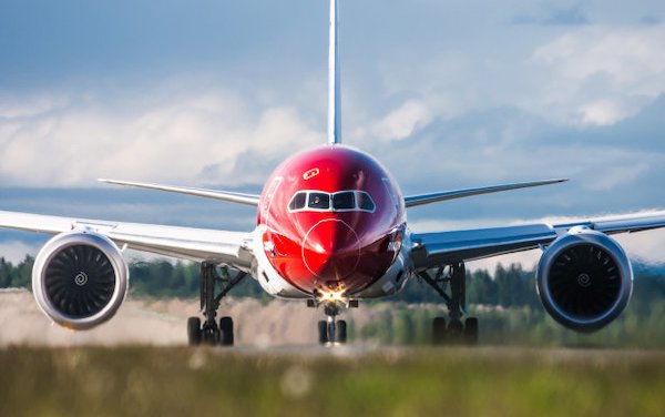 Norwegian initiates a reorganization plan with its daughter companies