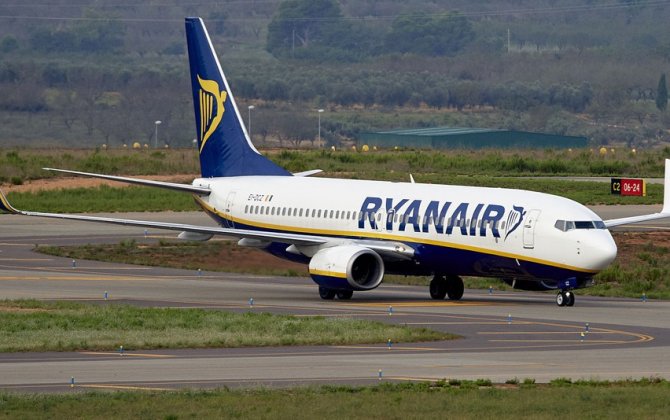Passenger shouts bomb threat after flight crew denies him a beer