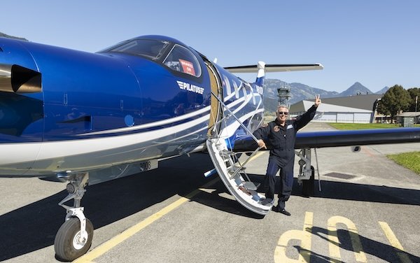 Pilatus hands over the first PC-12 PRO