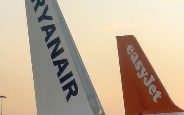 Ryanair and EasyJet urge action over French strike