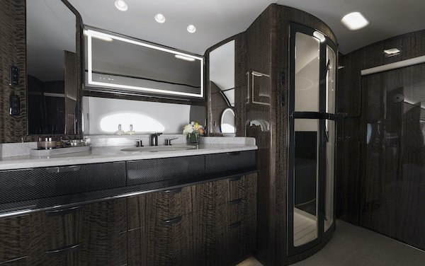 Second outfitted Gulfstream G700 test aircraft flies 
