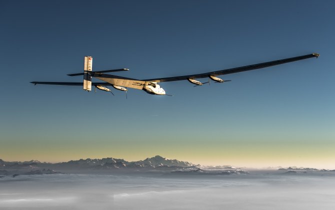 Solar plane reaches California after flight across Pacific