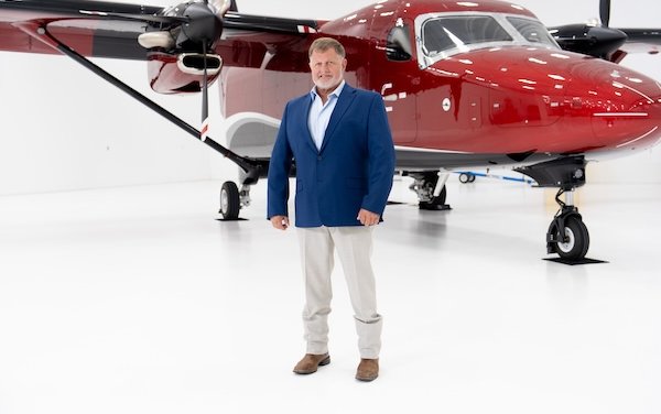 Textron Aviation delivers first Cessna SkyCourier twin turboprop into Canada  