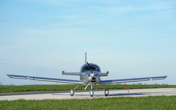 The A&eacute;roclub de Camargue chooses the Sonaca 200