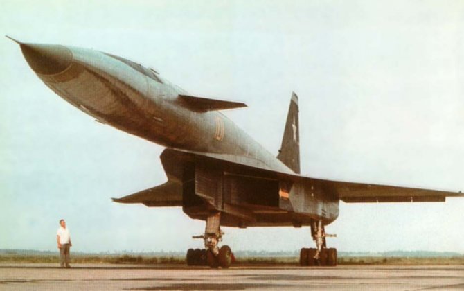 The Sukhoi T-4 Heavy Supersonic Bomber was an Experimental Craft, Here are 5 Cool Facts