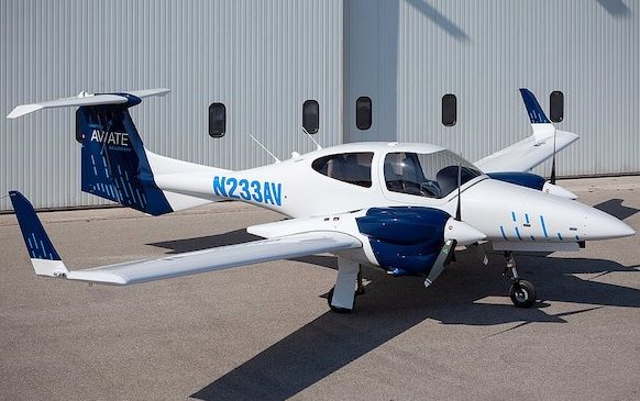 United Aviate Academy chooses Diamond Aircraft DA42-VI for multi engine training