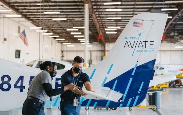 United officially opens Flight Academy and welcomes historic inaugural pilot class