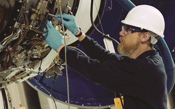 Vector Aerospace completes first Pratt & Whitney Canada PW305A engine test at UK facility