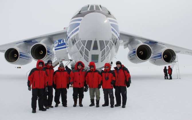 Volga-Dnepr transports over 190 tonnes of cargo in first &lsquo;season&rsquo; of Antarctic airfield operations