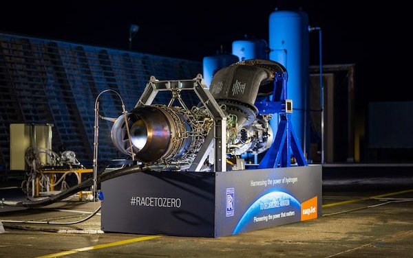 World first run of a modern aero engine on hydrogen - Rolls-Royce and easyJet