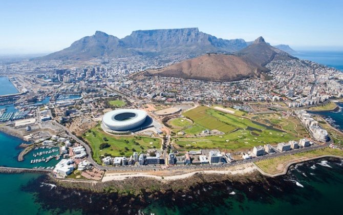 World's 10 most scenic airport approaches