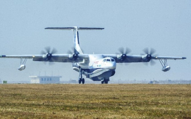World's largest amphibious aircraft takes off in China